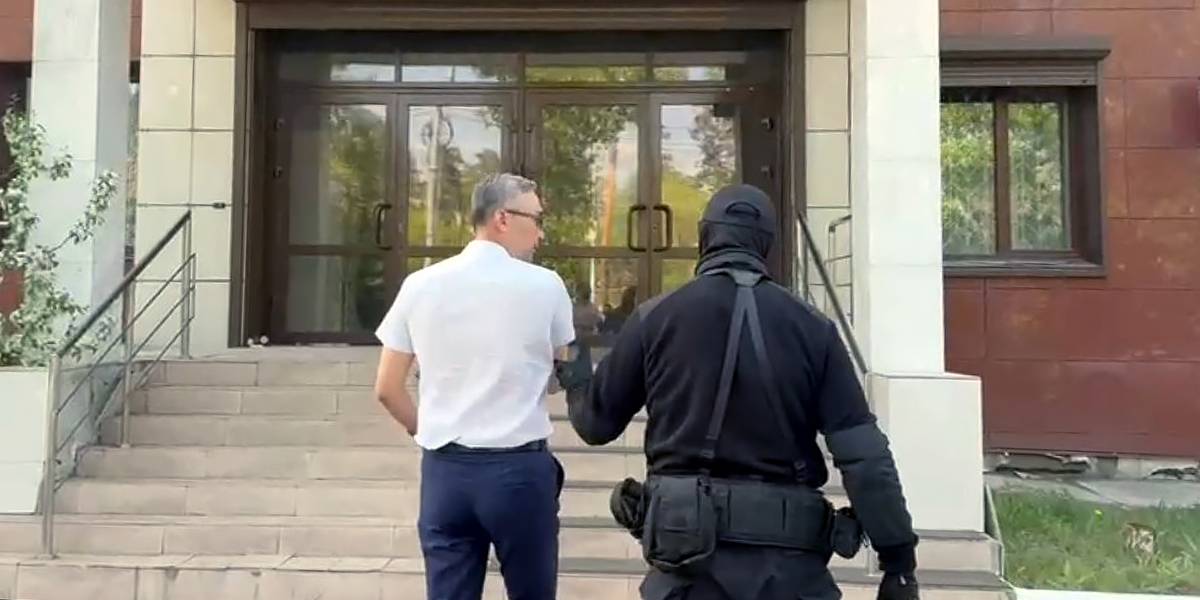 Начальник управления капстроительства Бурятии задержан по делу о реконструкции театра почти на миллиард