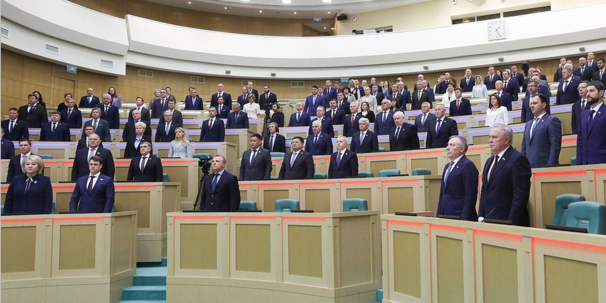 Власти хотят отменить режим самозанятых для «увеличения потенциальных темпов роста». Новосибирские, иркутские и красноярские сенаторы поддержали решение